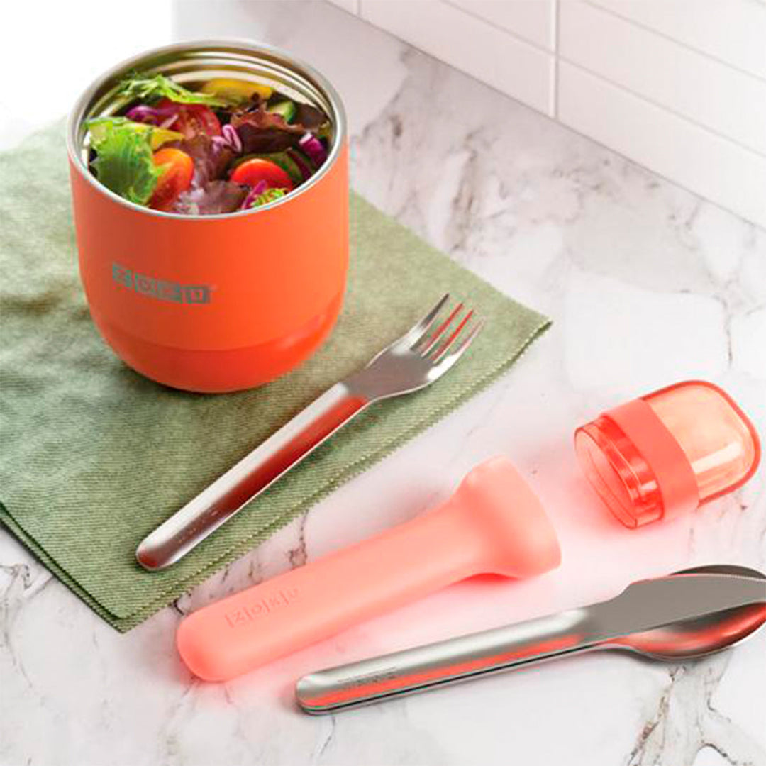 ZOKU - Kit de Cubiertos Reutilizables en Acero Inoxidable con Estuche. Turquesa