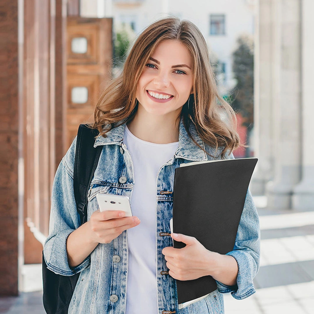 LIDERPAPEL - Carpeta Fundas de Plástico A4 con 40 Fundas Transparentes. Negro