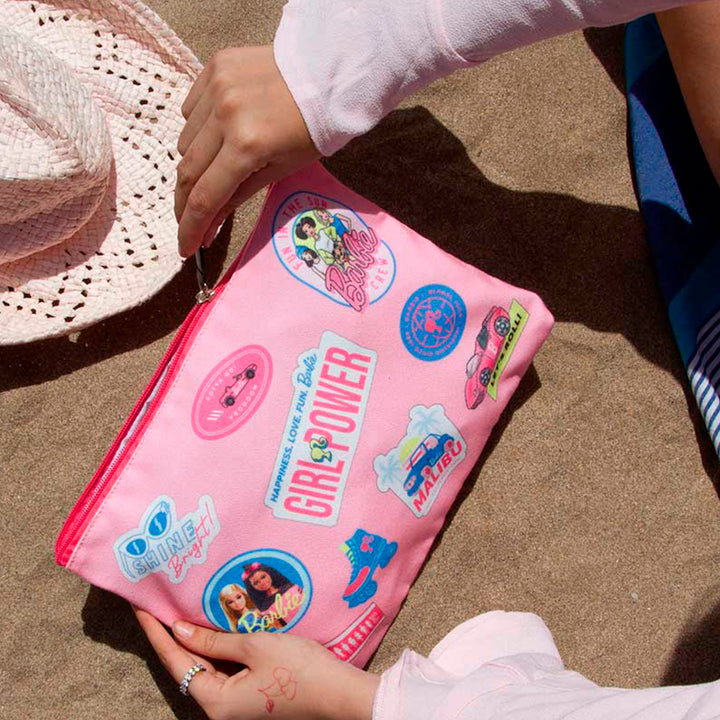 KARACTERMANIA - Bolsa de Playa Soleil con Neceser de Regalo. Barbie Malibu