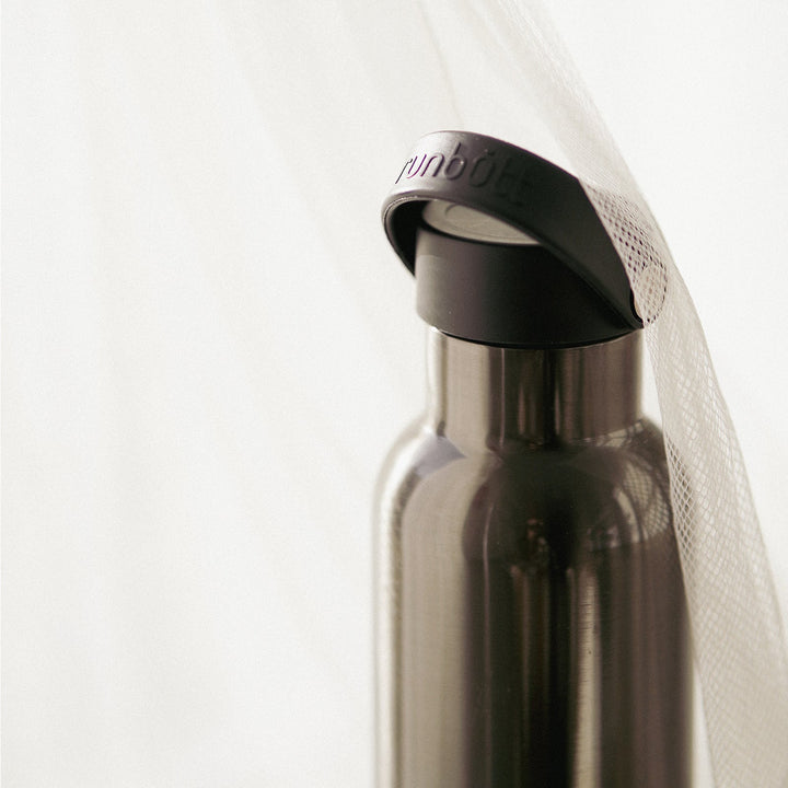 Runbott Perla - Botella Térmica de 0.6L con Interior Cerámico y Acabado Brillante. Grafito