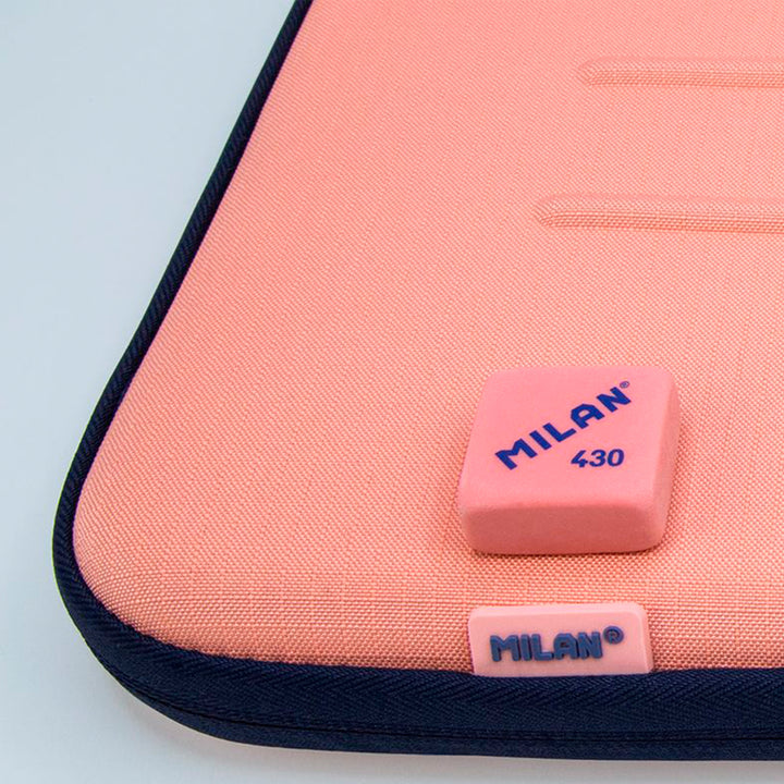 MILAN 1918 -  Funda para Portátil Semirrígida con Interior Aterciopelado. Rosa